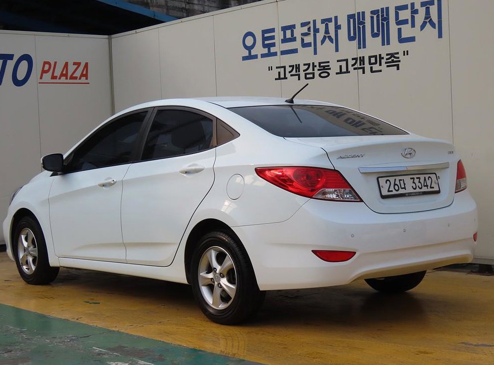 현대 엑센트 1.4VVT 프리미어 사진 4