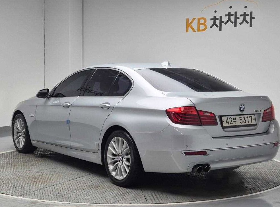 BMW 5시리즈 528i 럭셔리 사진 2