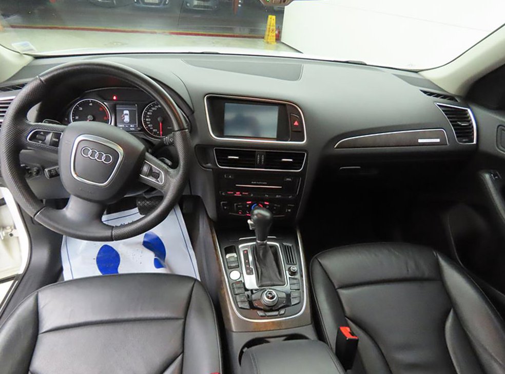 아우디 Q5 2.0 TDI 콰트로 다이나믹 사진 7