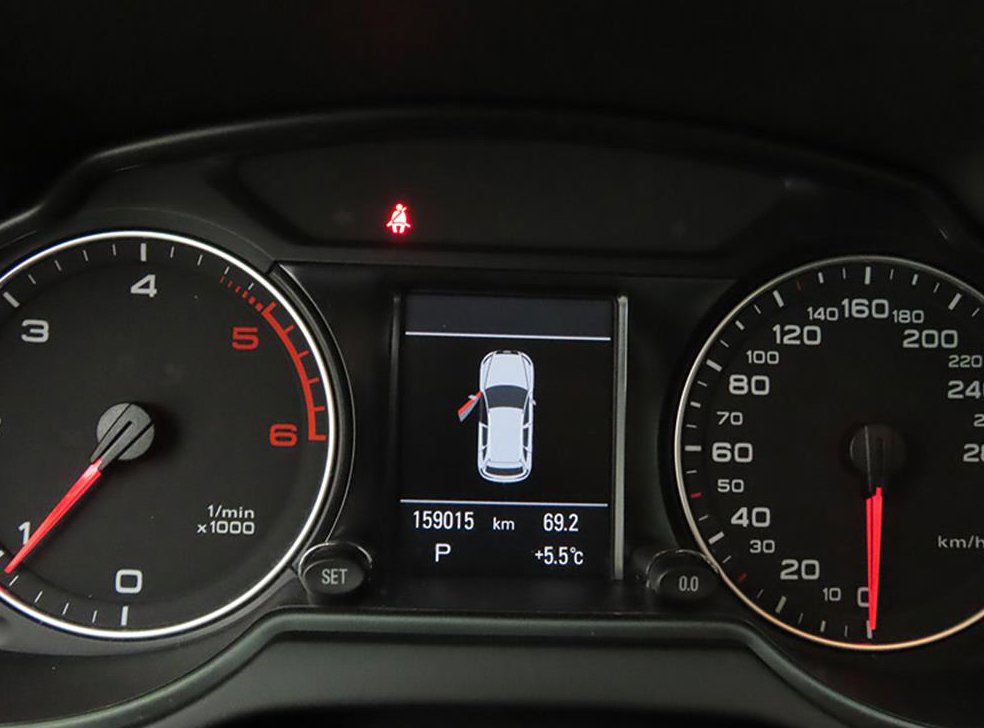 아우디 Q5 2.0 TDI 콰트로 다이나믹 사진 8