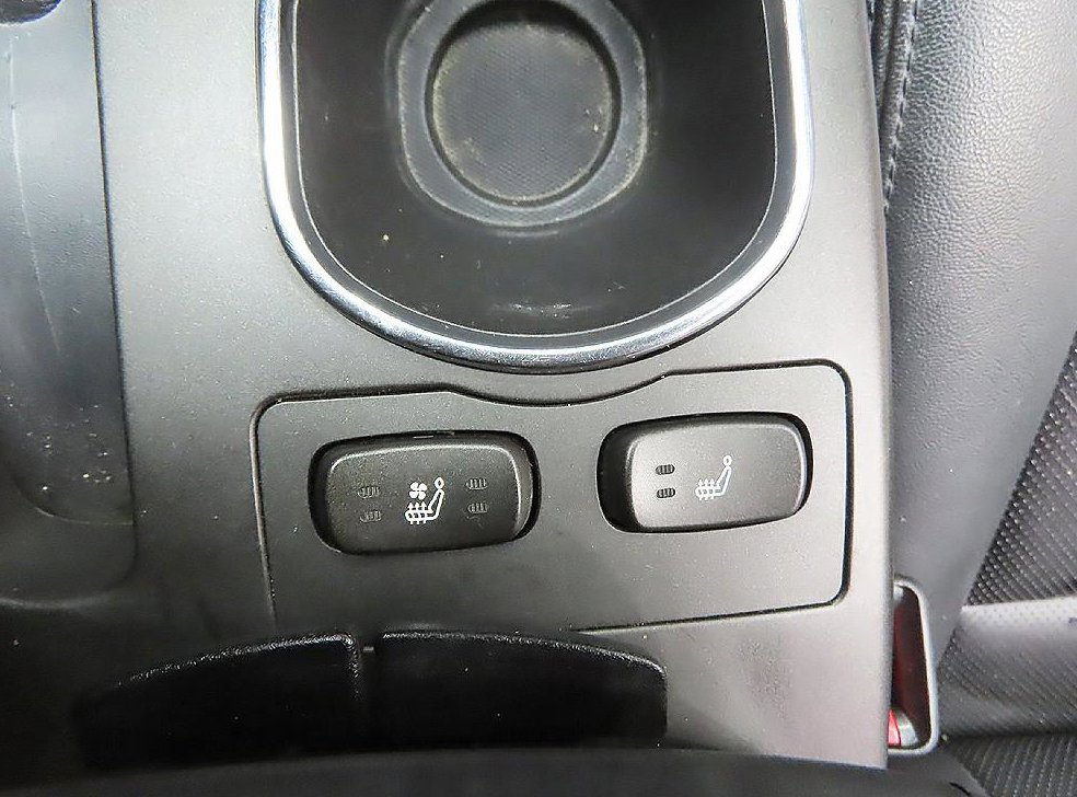KG모빌리티(쌍용)  코란도 2WD 2.0 CVT 사진 17