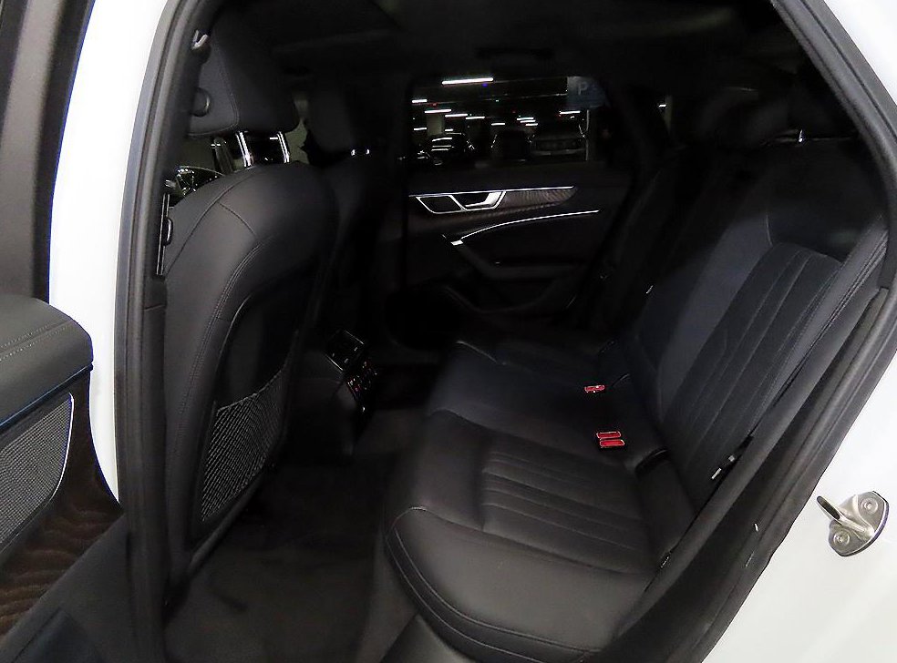 아우디 A6 45 TFSI 사진 7