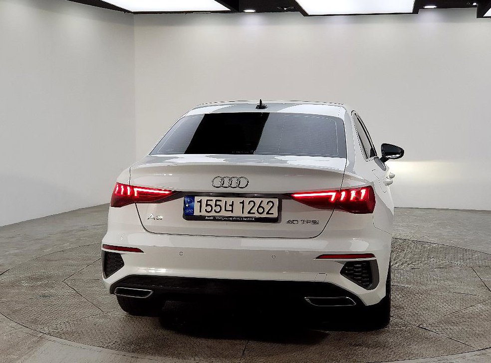 아우디 A3 40 TFSI 프리미엄 사진 3