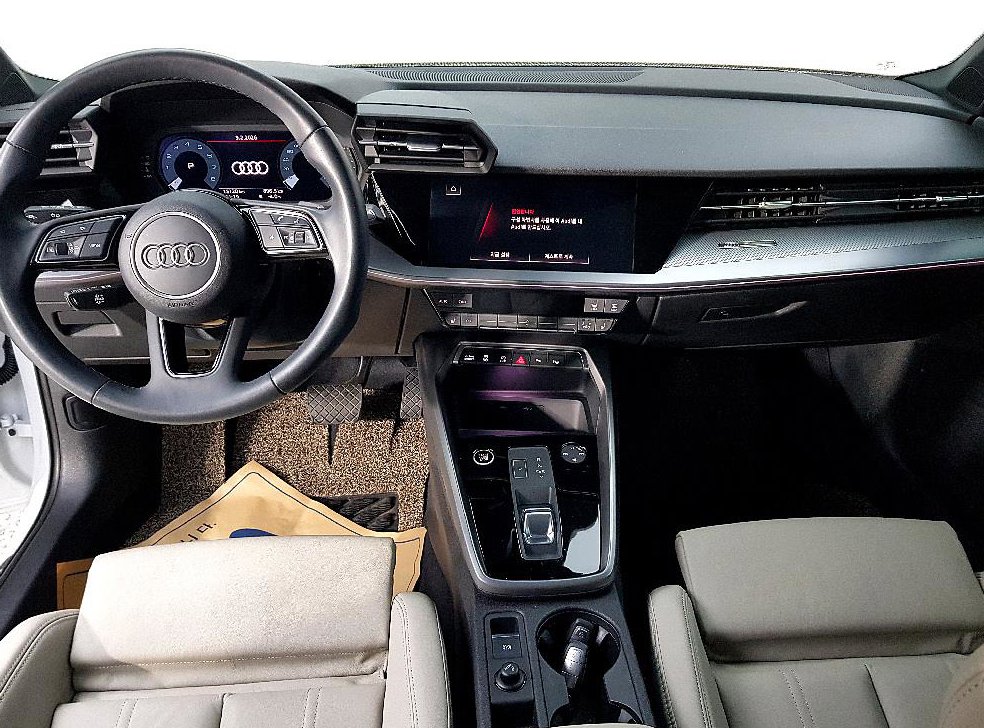 아우디 A3 40 TFSI 프리미엄 사진 5