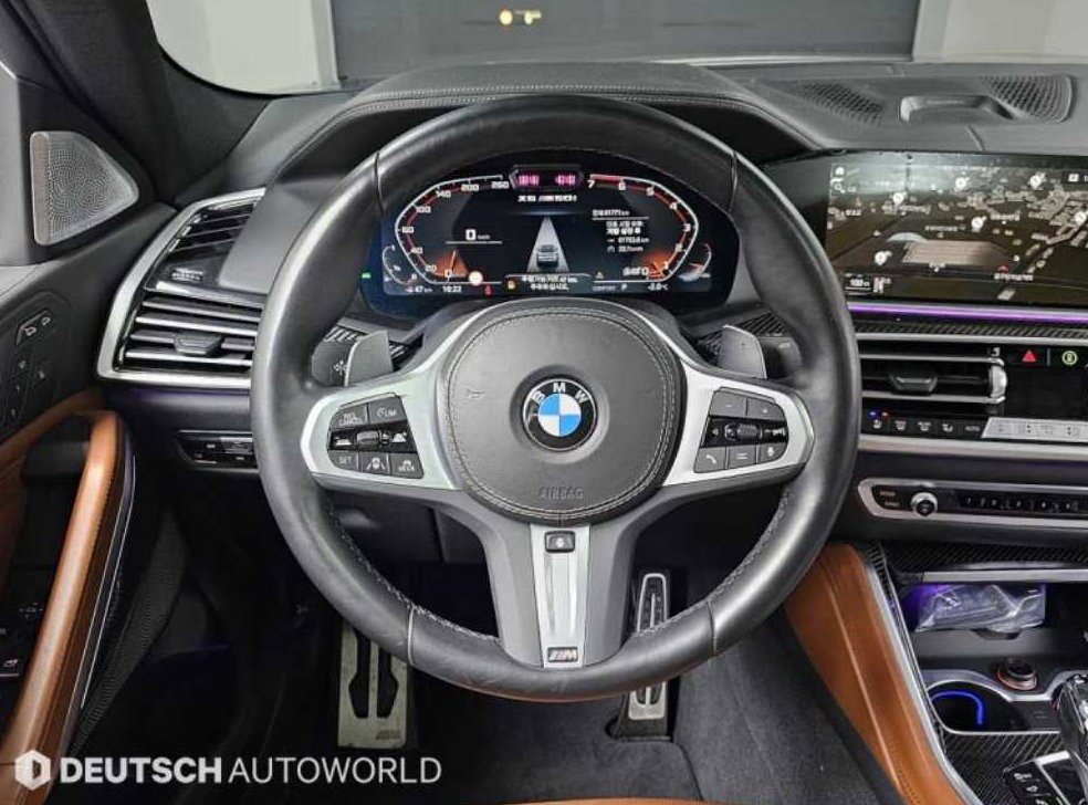 BMW X6 M50i 사진 13