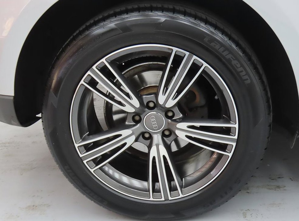 아우디 Q5 2.0 TDI 콰트로 다이나믹 사진 20