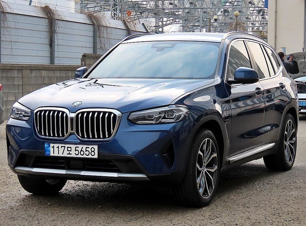BMW X3 xDrive 30e xLine 사진 2