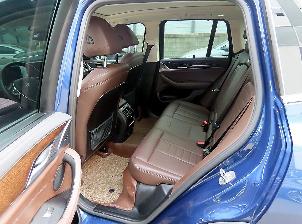 BMW X3 xDrive 30e xLine 사진 6
