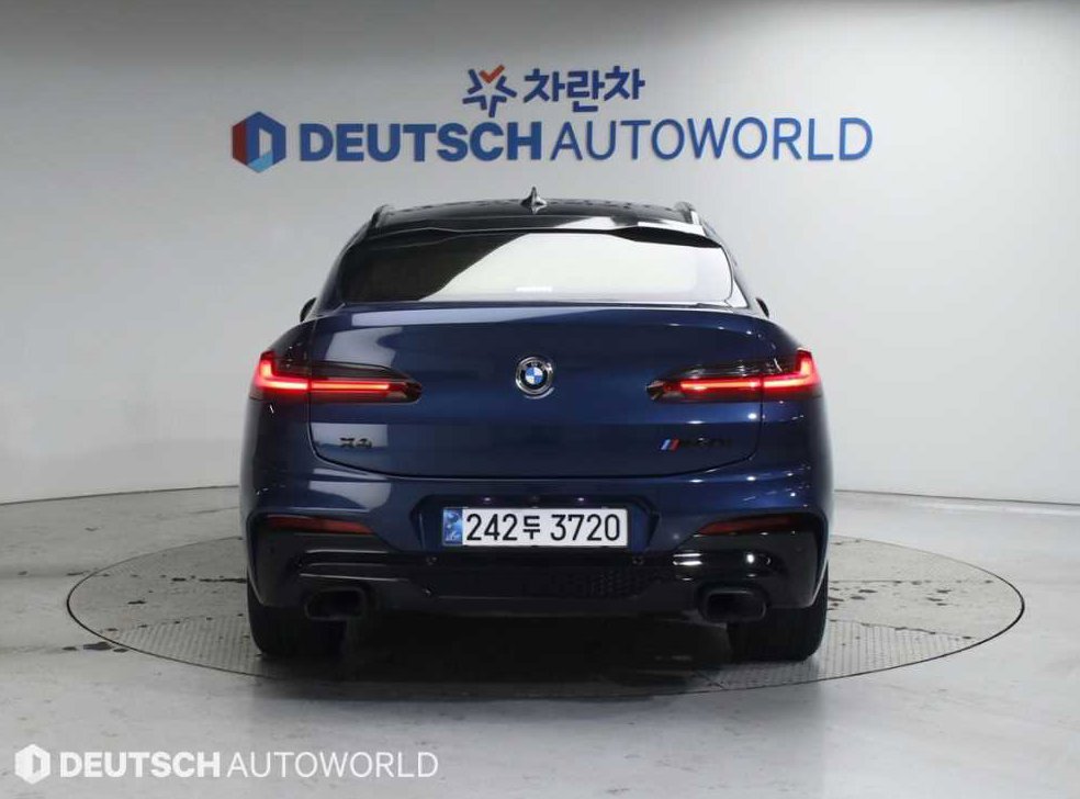 BMW X4 xDrive M40i 사진 4