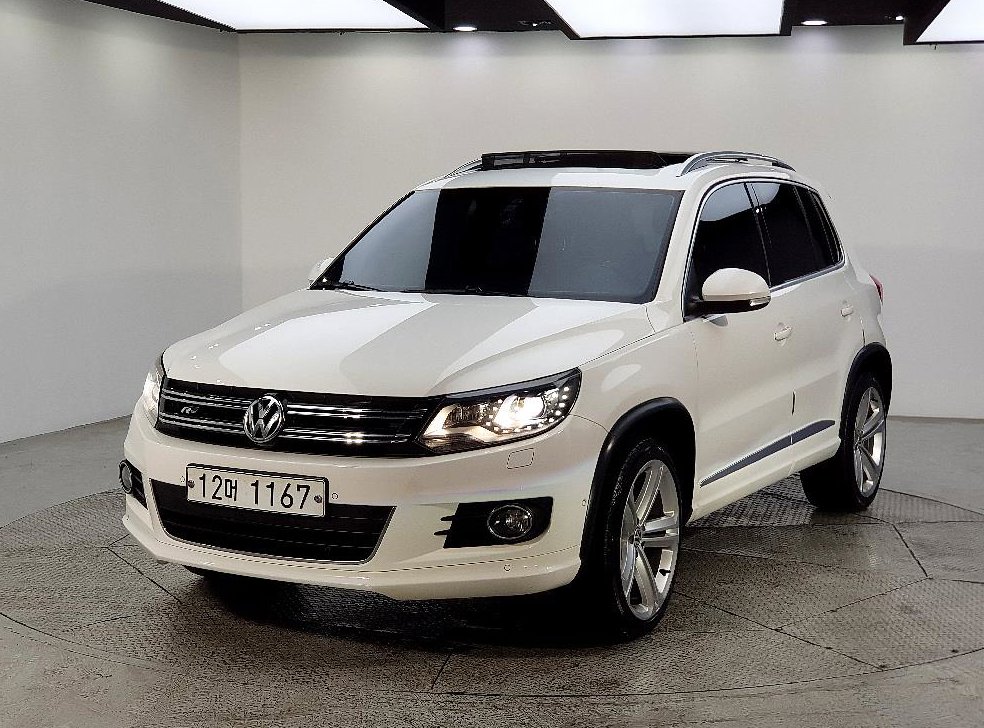 폭스바겐 티구안 2.0 TDI R-라인