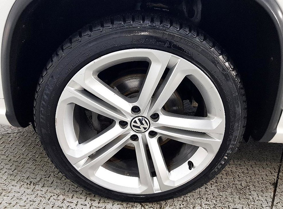 폭스바겐 티구안 2.0 TDI R-라인 사진 20