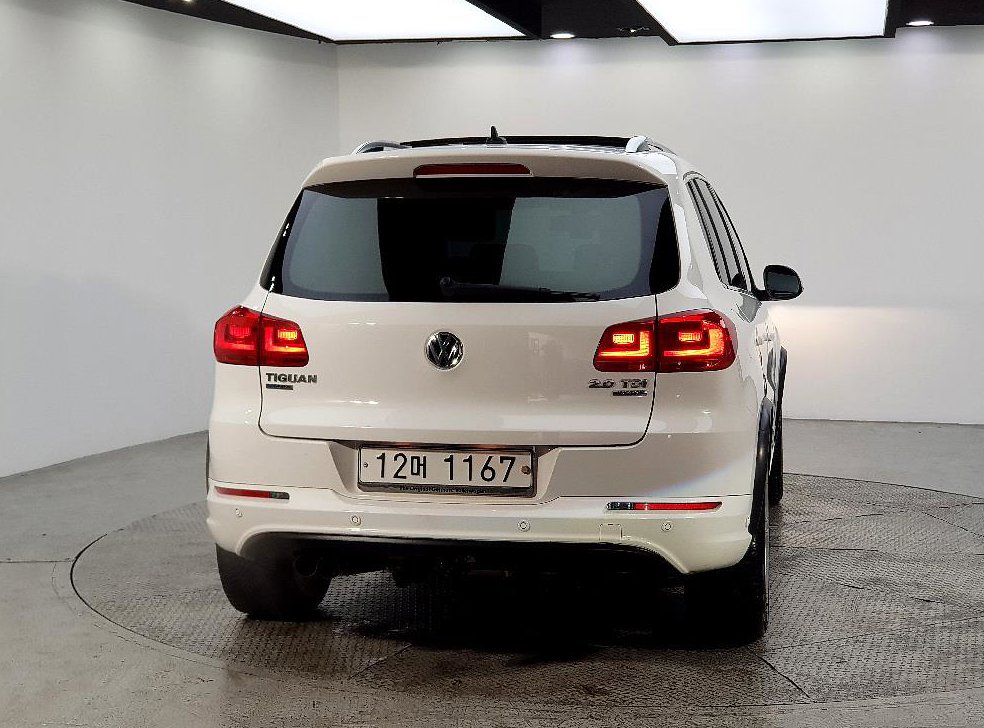 폭스바겐 티구안 2.0 TDI R-라인 사진 3