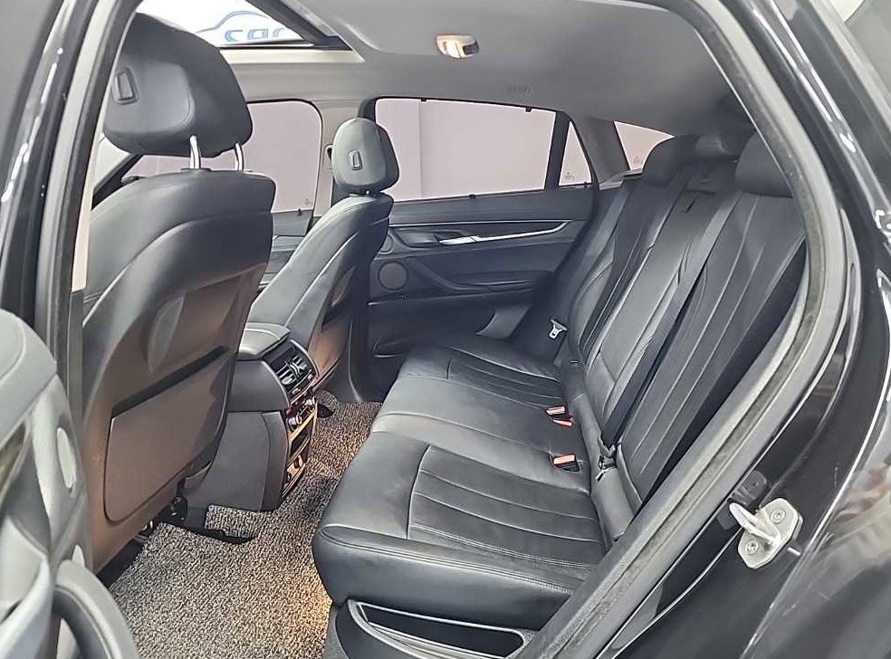 BMW X6 xDrive 30d 사진 12