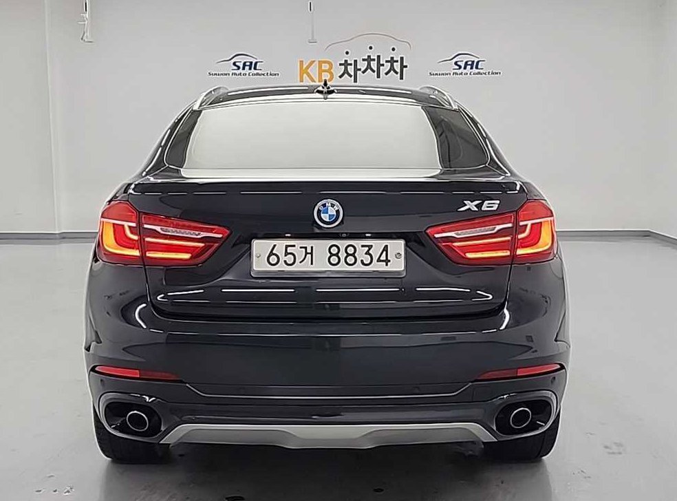 BMW X6 xDrive 30d 사진 3