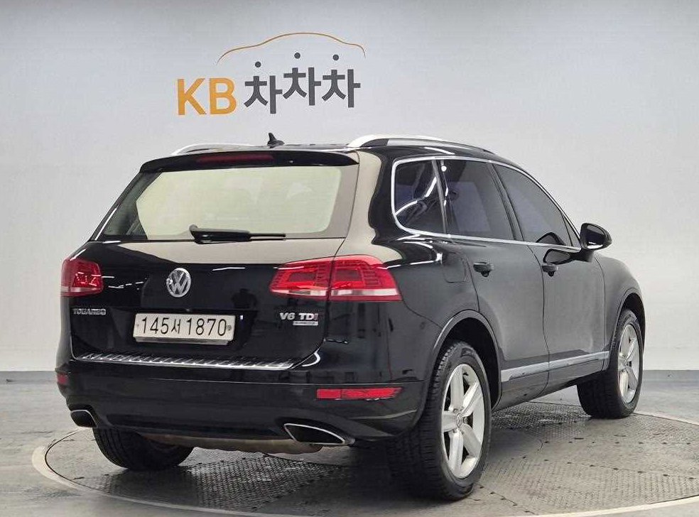 폭스바겐 투아렉 V6 3.0 TDI 블루모션 사진 3