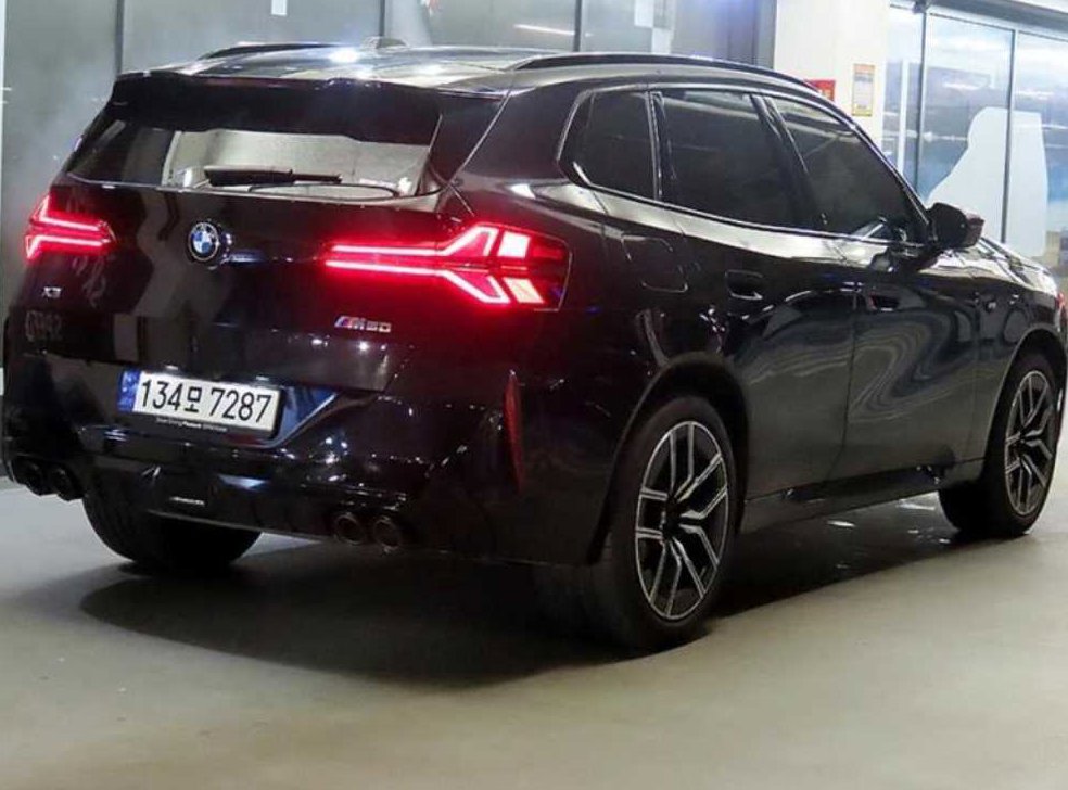 BMW X3 M50 프로 사진 4