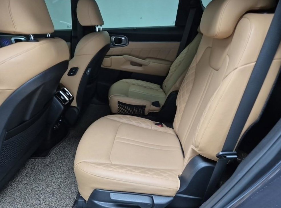 기아 쏘렌토 HEV 1.6 2WD 그래비티 사진 12