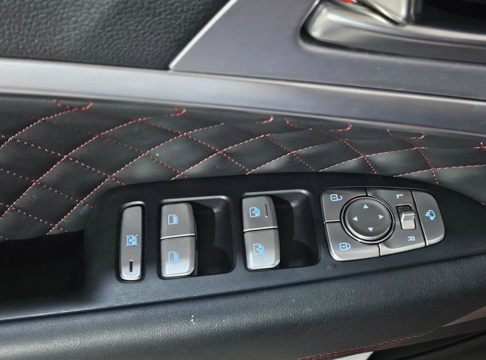 제네시스 G70 3.3T 스포츠 AWD 사진 14