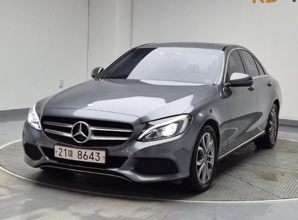 벤츠 C 클래스 C200 아방가르드