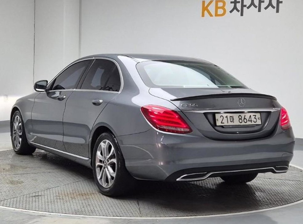 벤츠 C 클래스 C200 아방가르드 사진 3