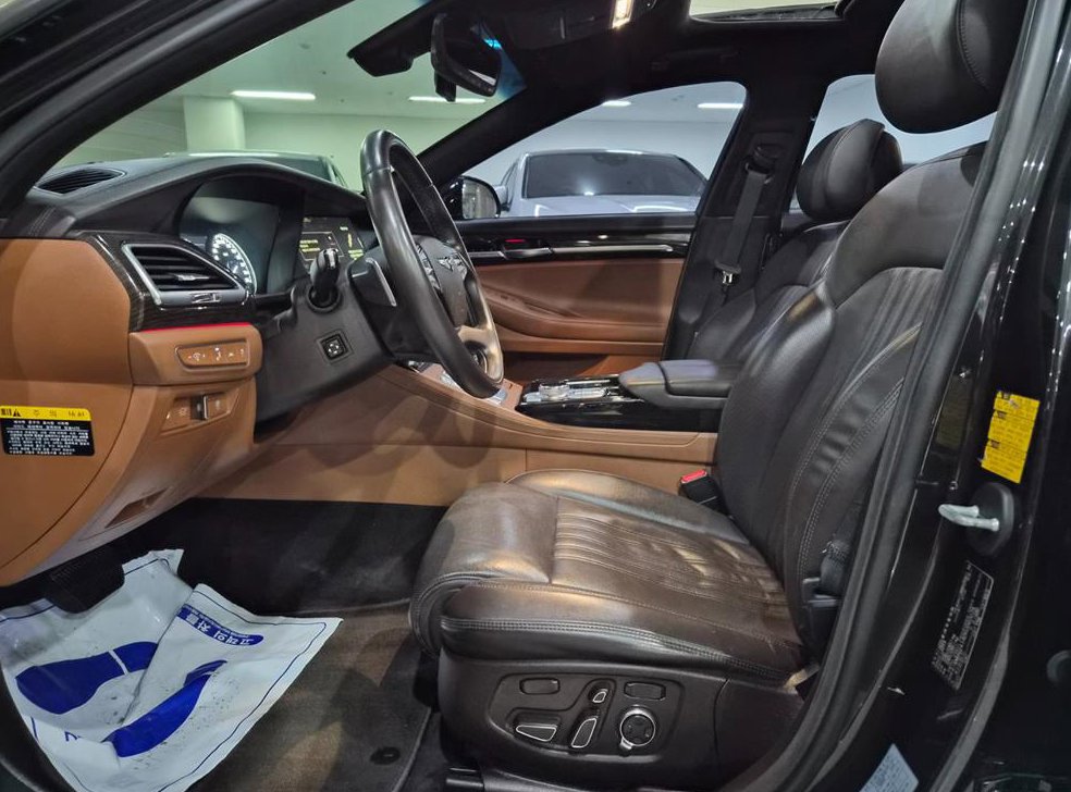 제네시스 G90 3.3 T AWD 사진 10