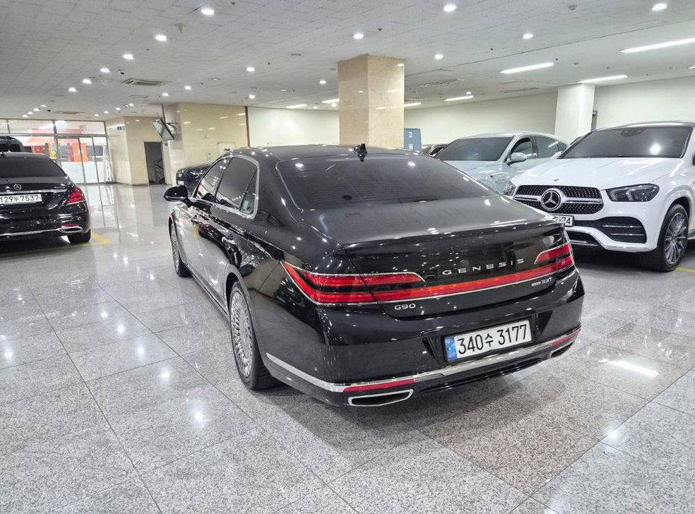 제네시스 G90 3.3 T AWD 사진 3
