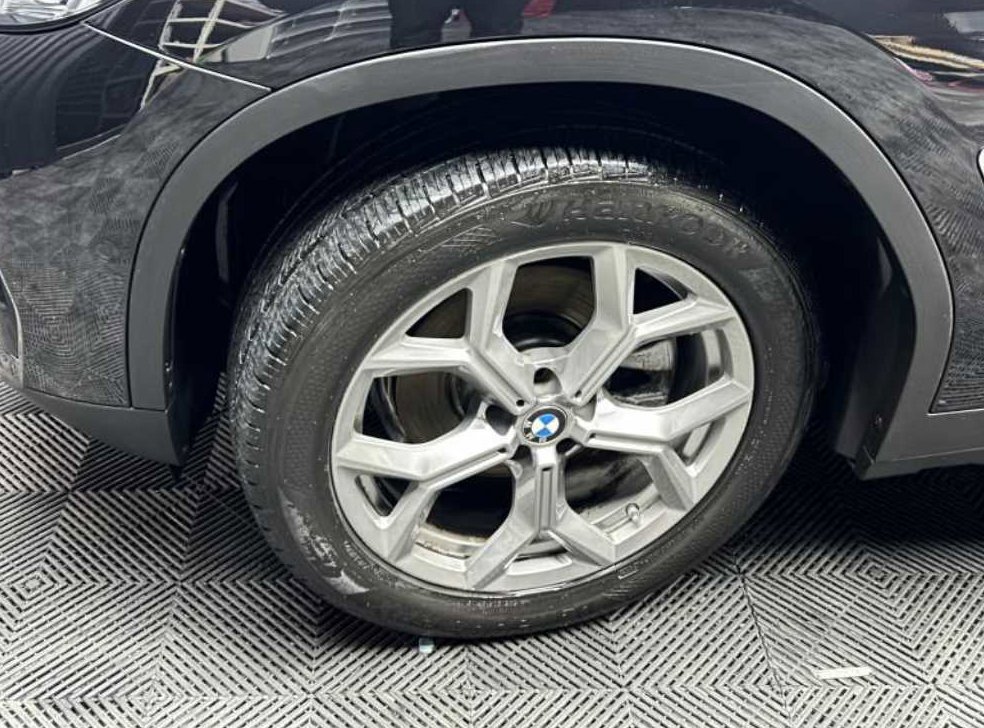 BMW X4 xDrive 20i xLine 사진 17