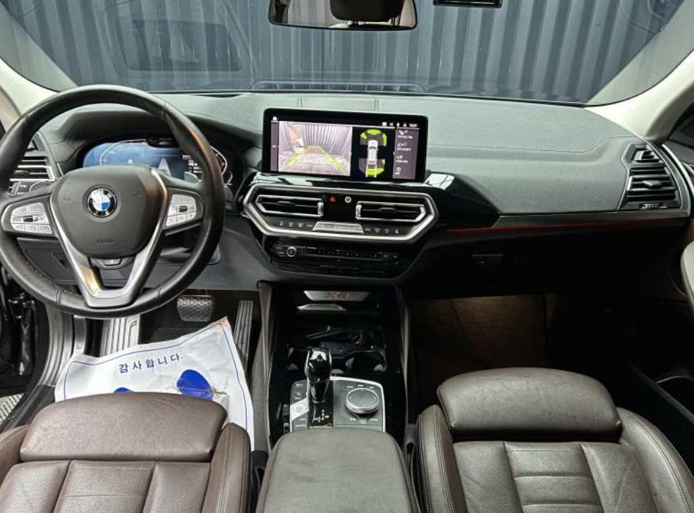 BMW X4 xDrive 20i xLine 사진 9
