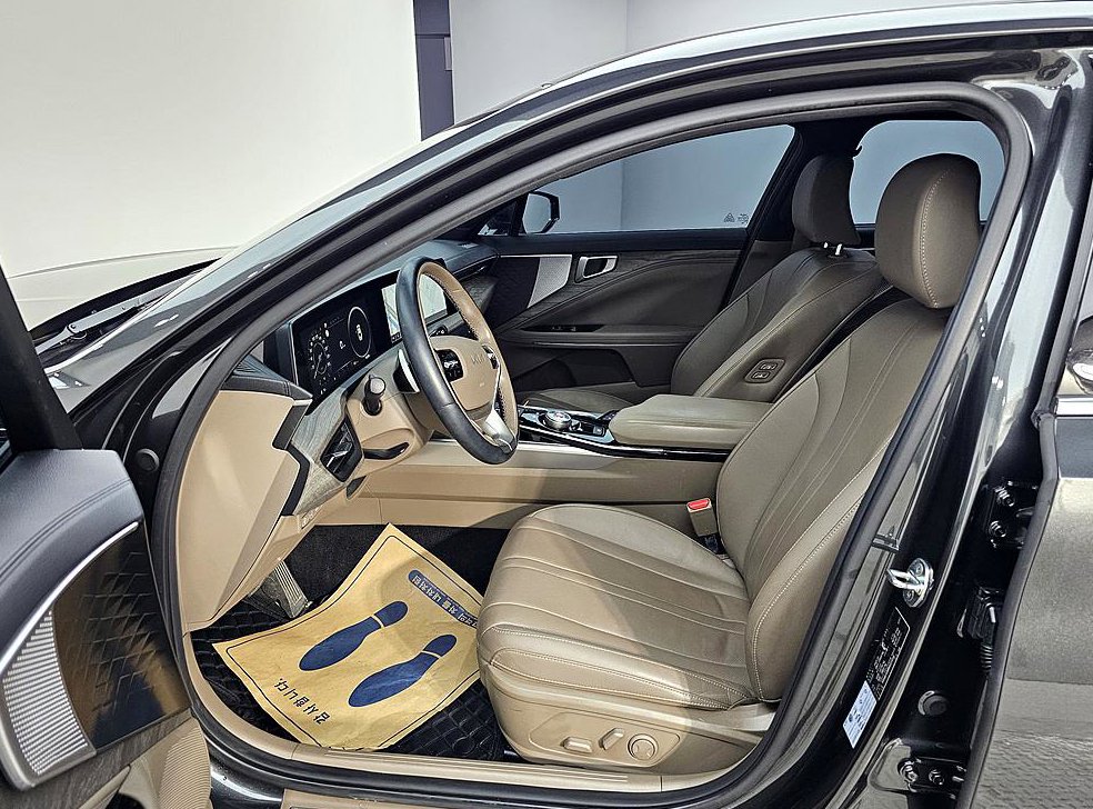 기아 K8 2.5 2WD 사진 8