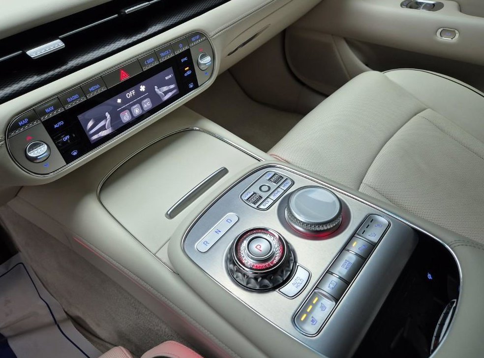 제네시스 G90 3.5T GDI AWD 사진 8