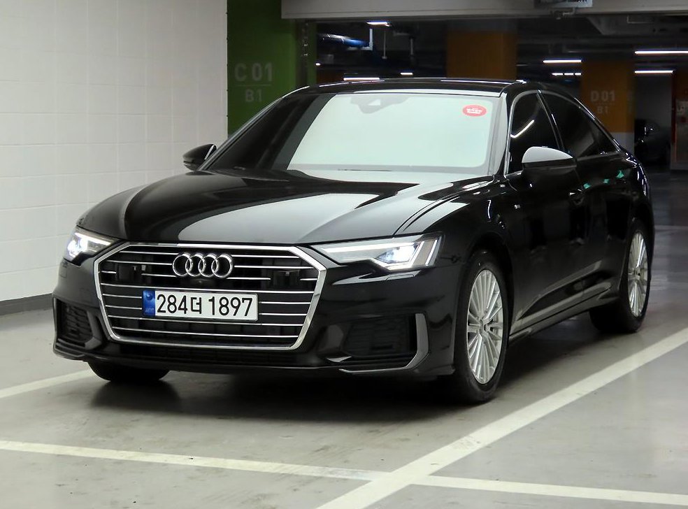 아우디 A6 45 TFSI