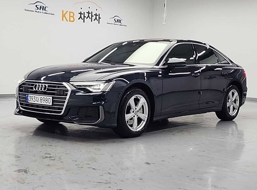 아우디 A6 45 TFSI