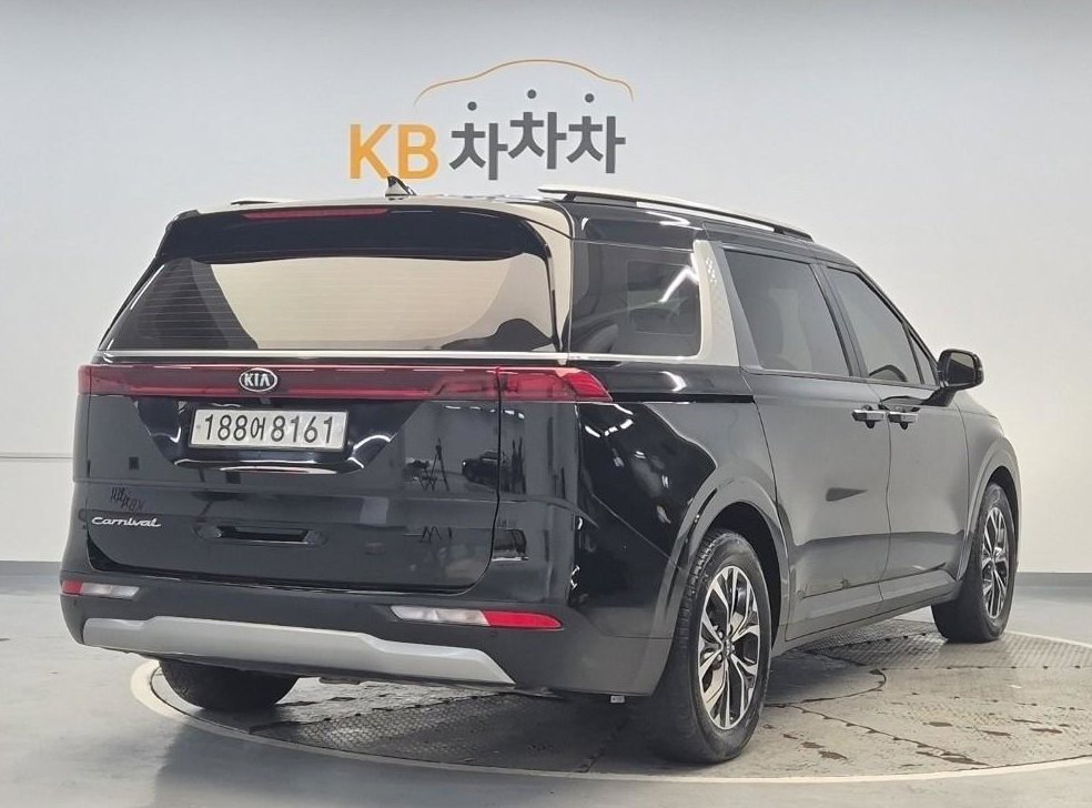 기아 카니발 디젤 9인승 프레스티지 사진 3