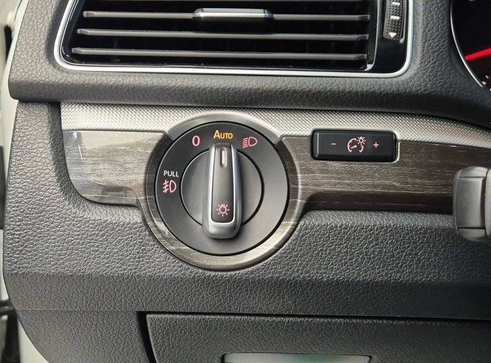 폭스바겐 파사트 2.0 TSI 사진 18