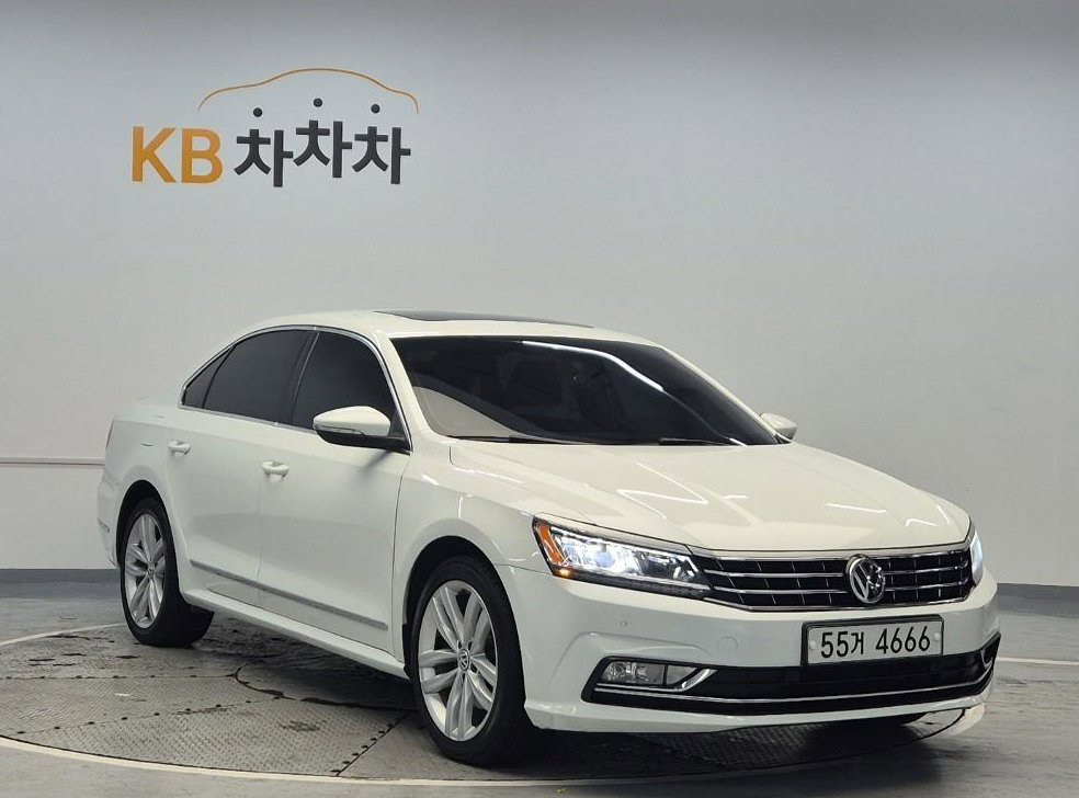 폭스바겐 파사트 2.0 TSI 사진 4