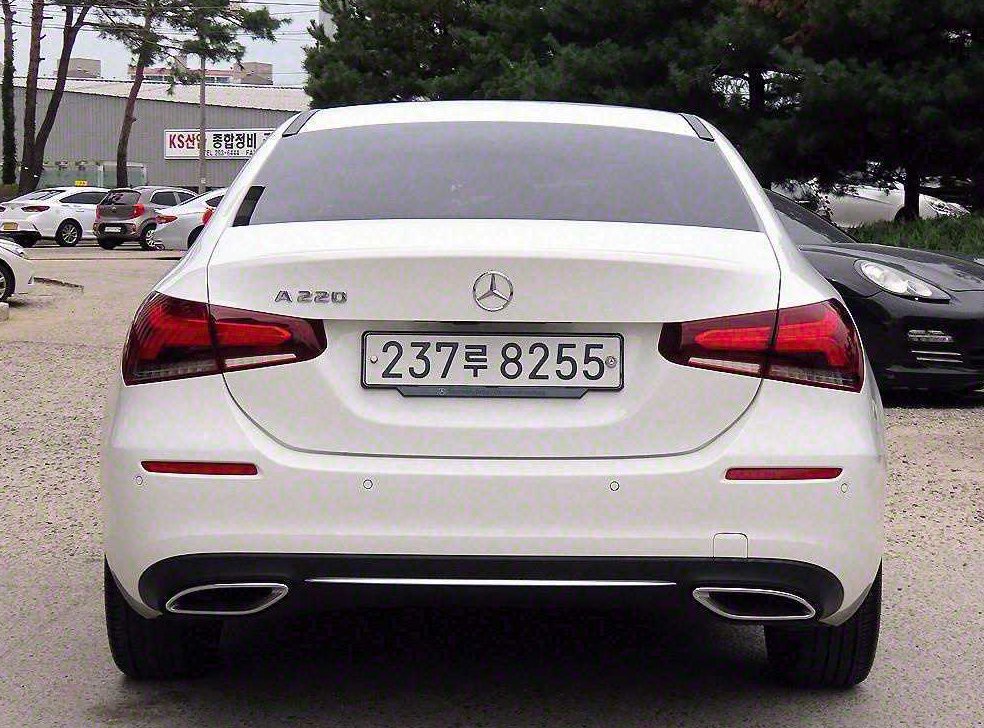 벤츠 A 클래스 A220 해치백 사진 5