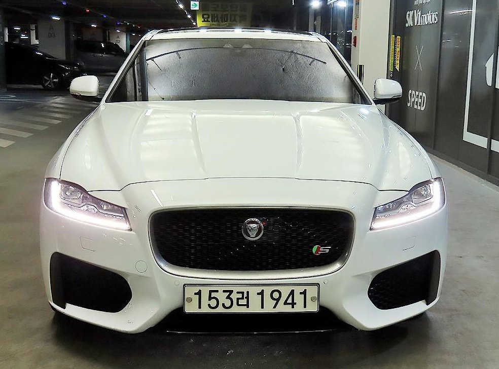 재규어 XF 3.0 S AWD 사진 2