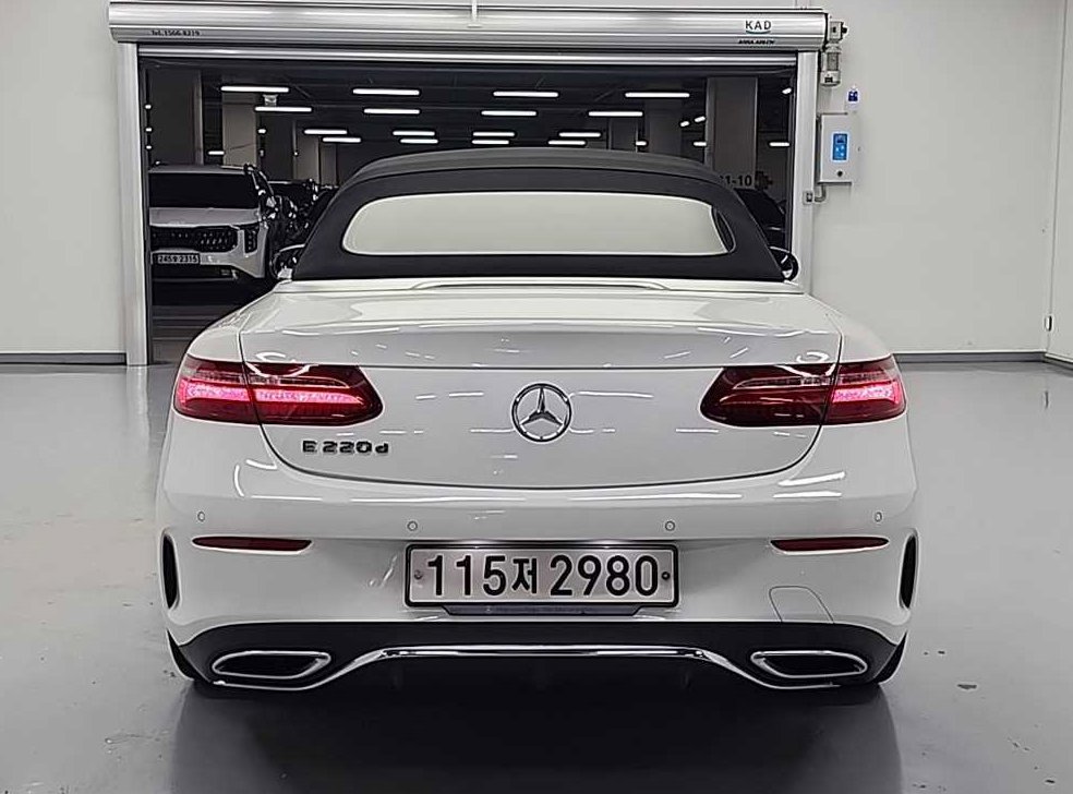 벤츠 E 클래스 E220d 카브리올레 사진 4