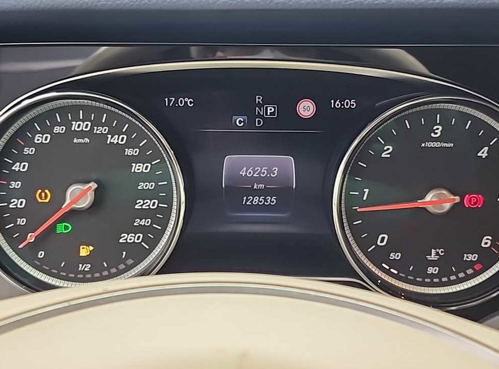 벤츠 E 클래스 E220d 카브리올레 사진 7