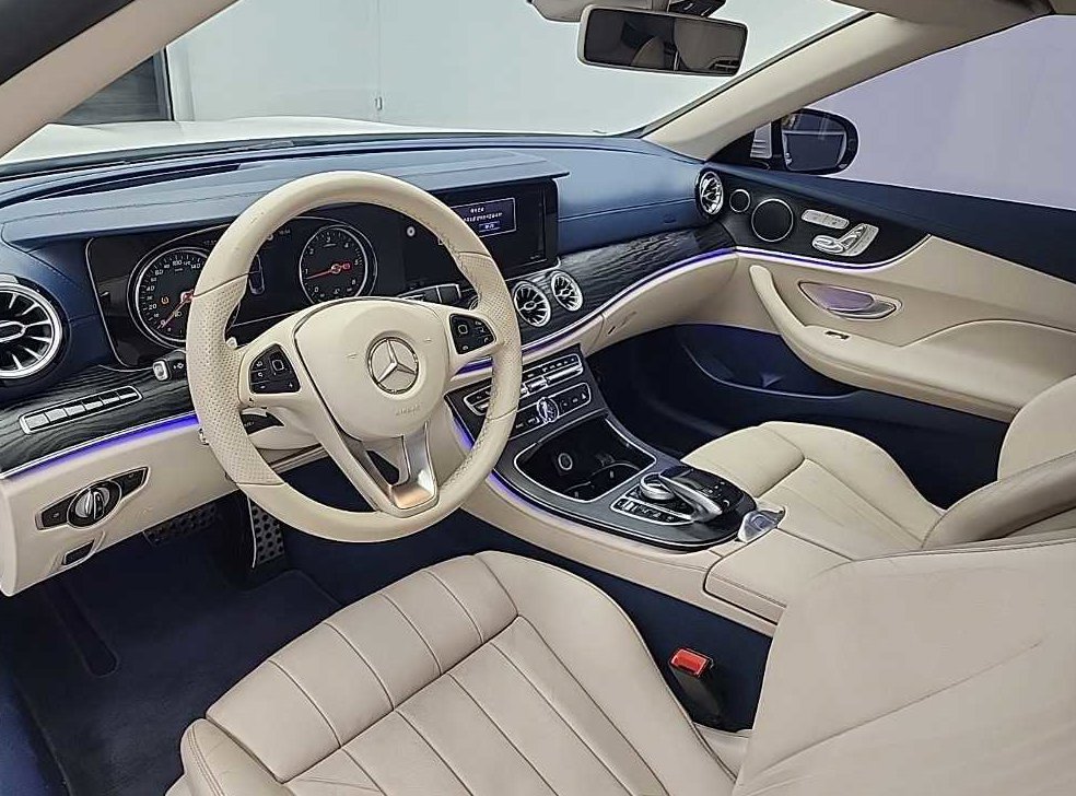 벤츠 E 클래스 E220d 카브리올레 사진 8