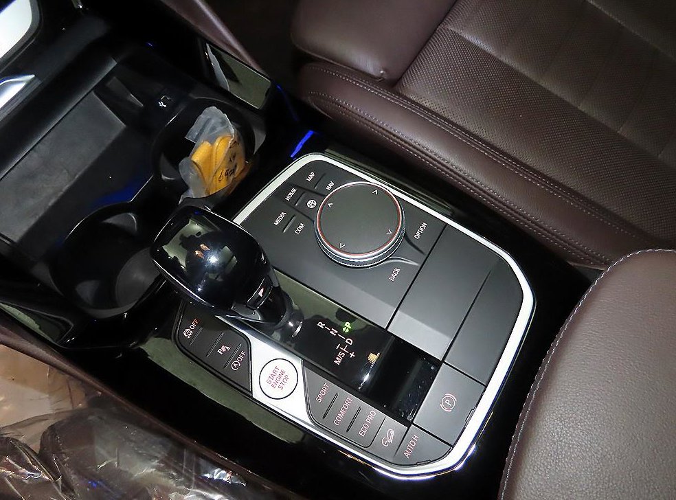 BMW X4 xDrive 20i xLine 사진 12