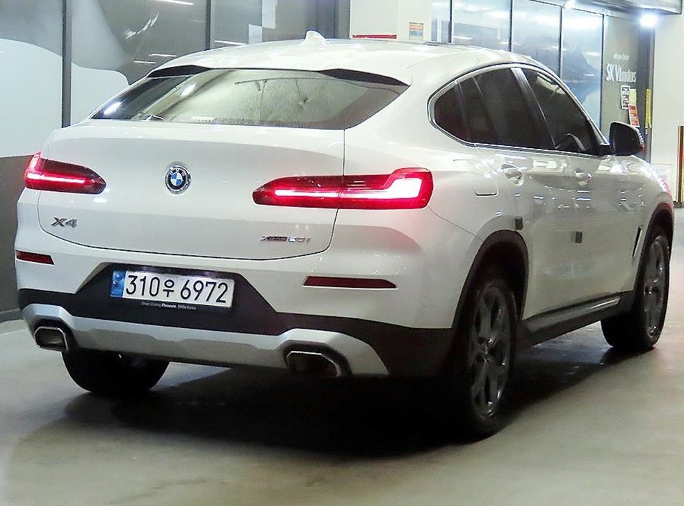 BMW X4 xDrive 20i xLine 사진 4