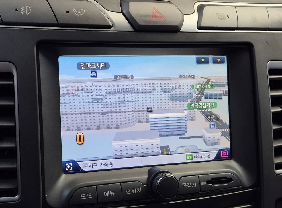 KG모빌리티(쌍용)  코란도 4WD 샤토 사진 12