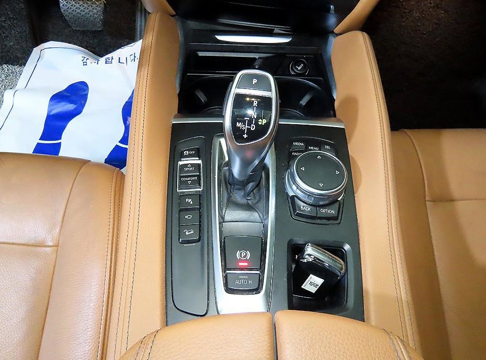 BMW X6 xDrive 30d 사진 12