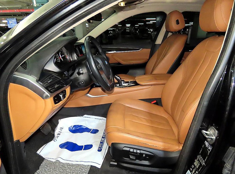 BMW X6 xDrive 30d 사진 6