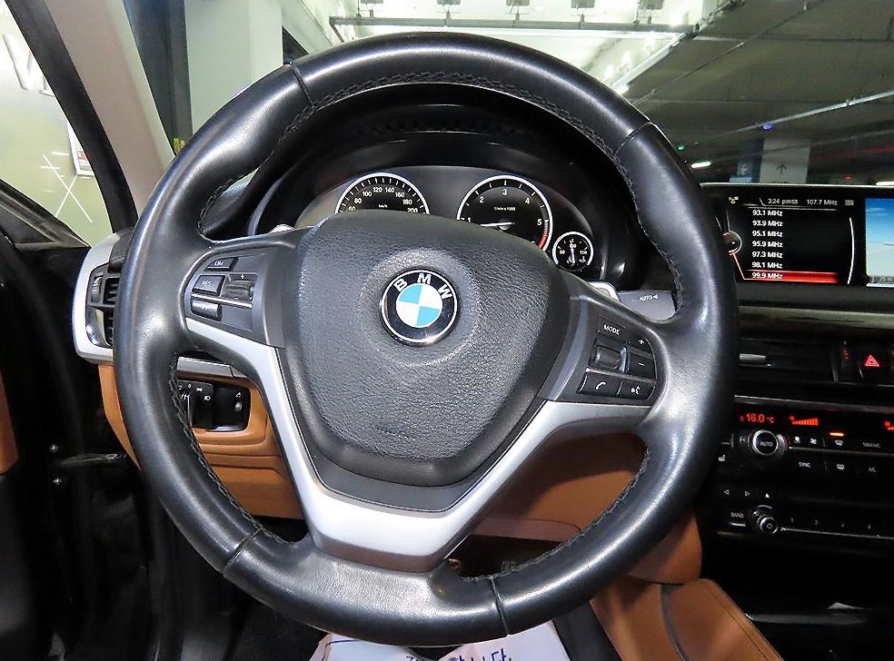 BMW X6 xDrive 30d 사진 8