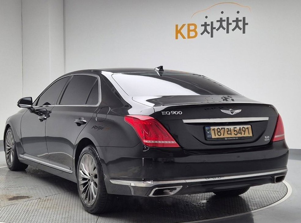 제네시스 EQ900 5.0 GDI AWD 사진 2