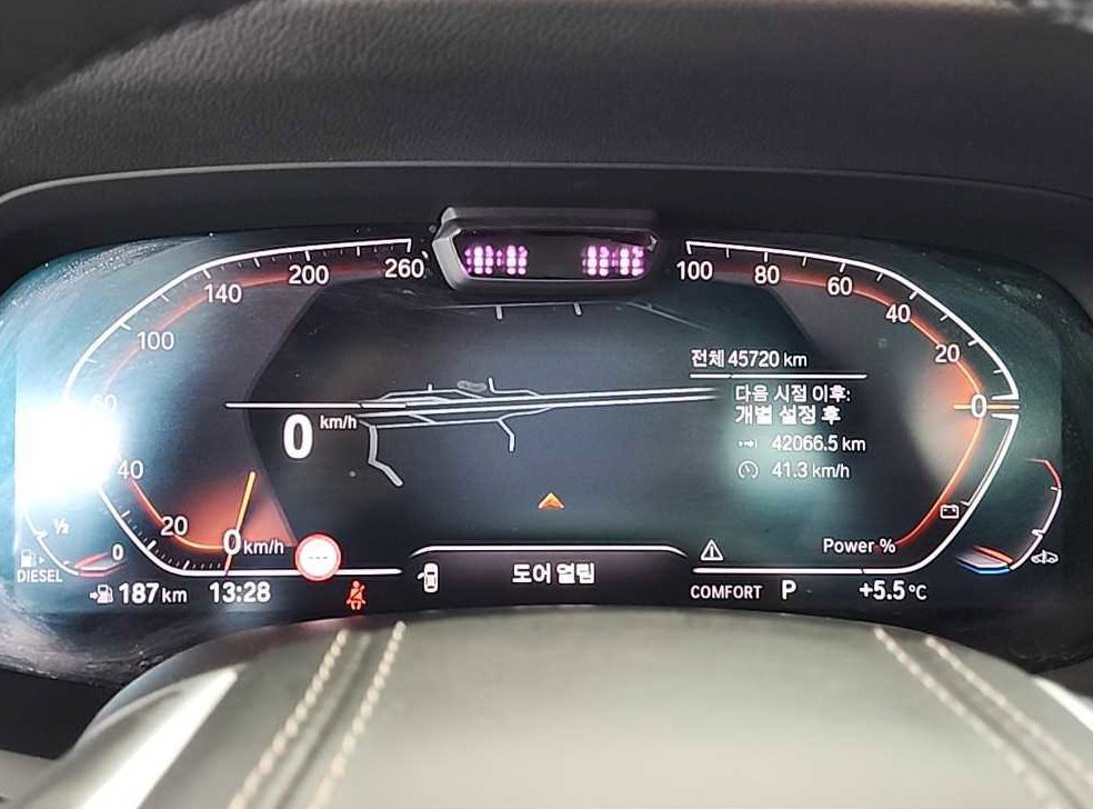 BMW X5 xDrive 30d xLine 사진 6