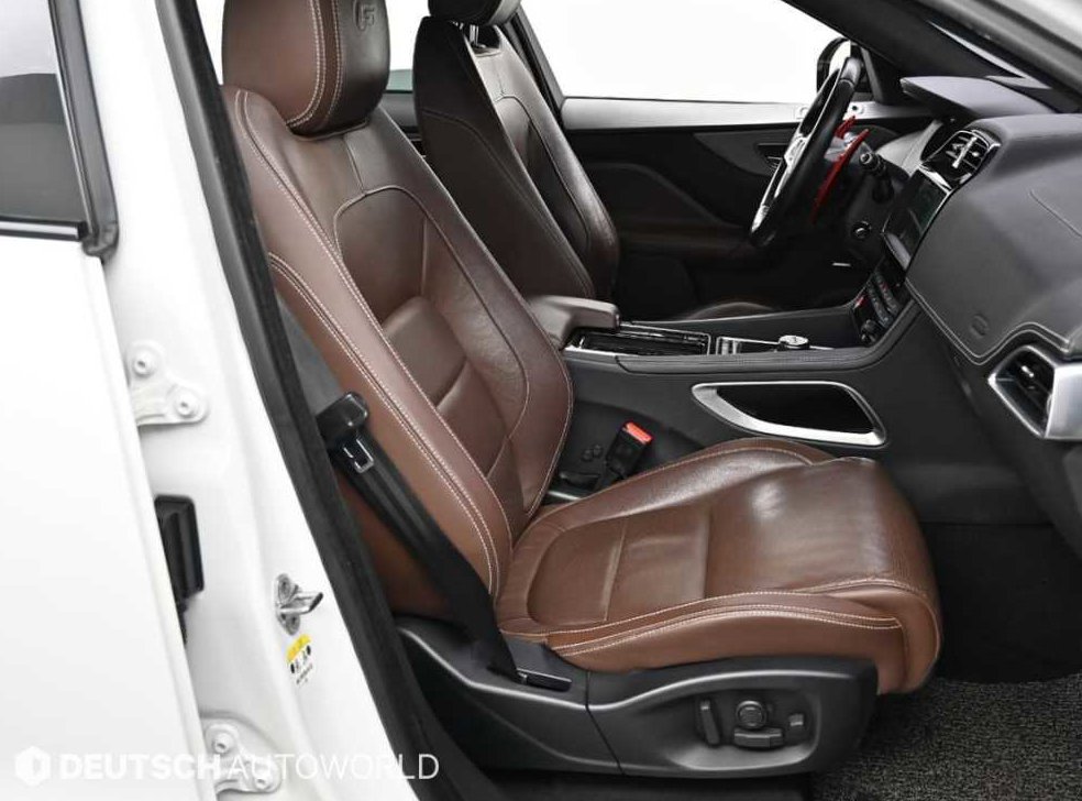 재규어 F-PACE 30d S 사진 10