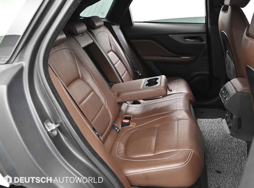 재규어 F-PACE 30d S 사진 12